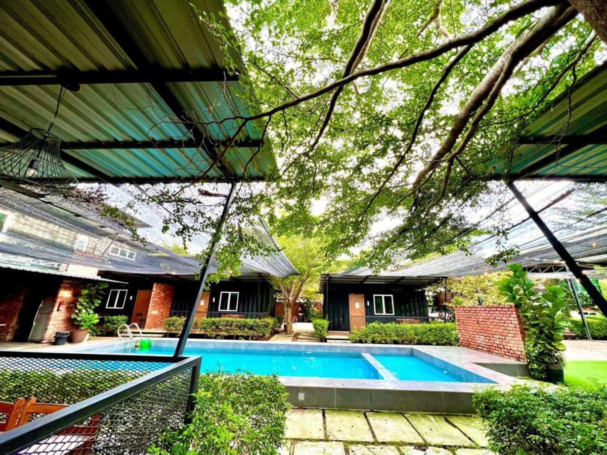 Petak Padin Cottage By The Pool, Kepala Batas  Exterior foto
